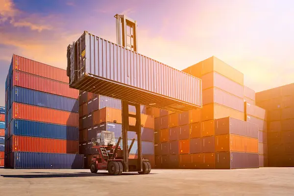 Factores que influyen en los impuestos de importación