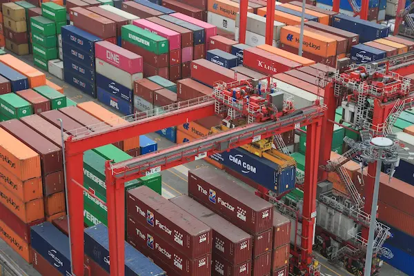 Procesos aduaneros para la logística inversa en Perú